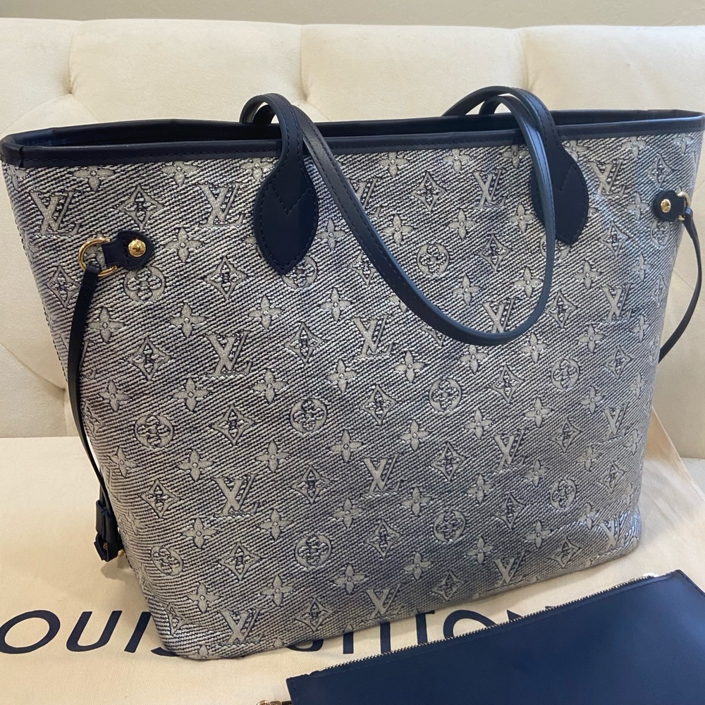 Louis Vuitton Limited Edition Monoglam Neverfull with its pouch - Picture 1 of 13